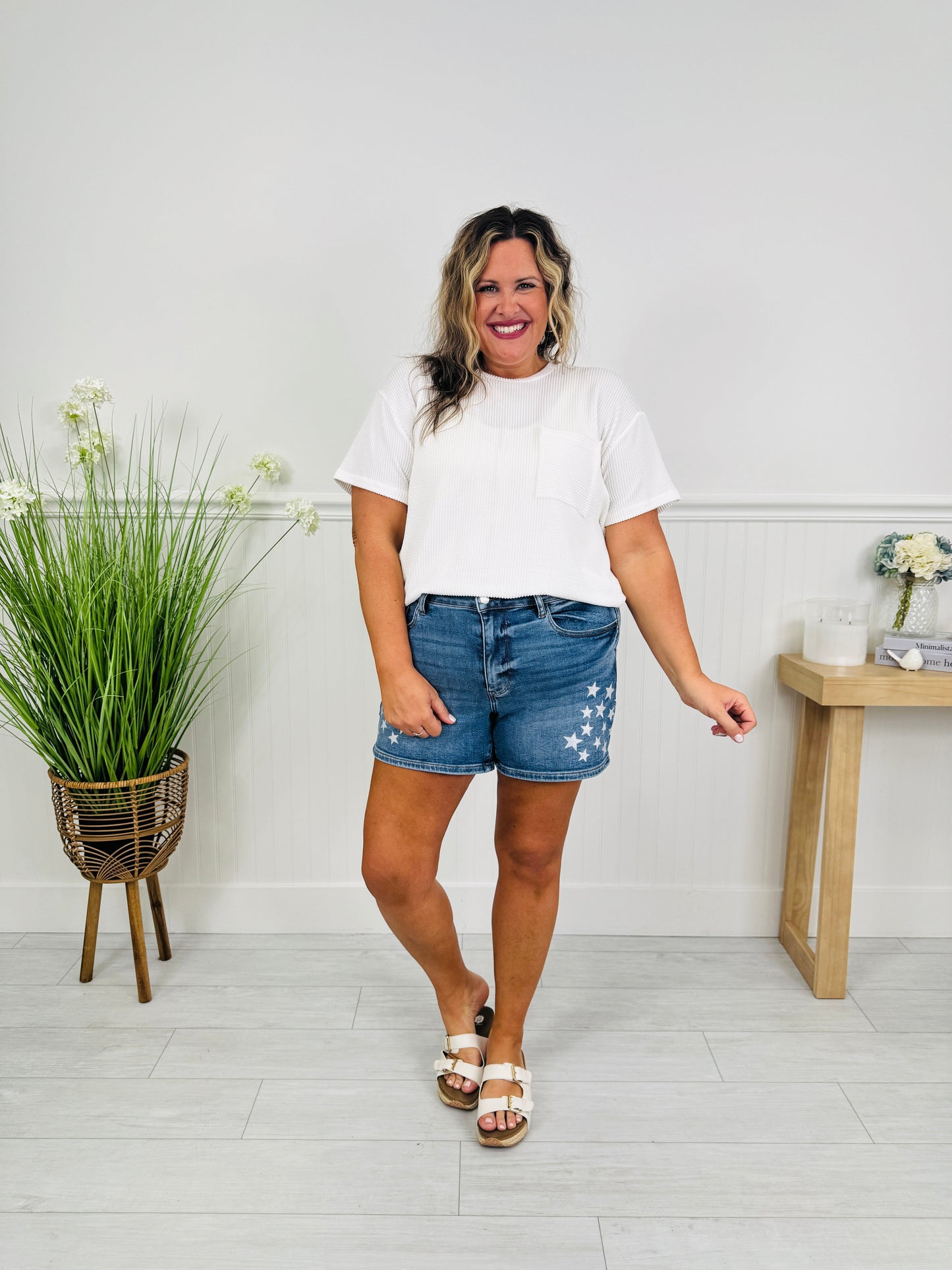 Judy Blue Star of Summer Shorts