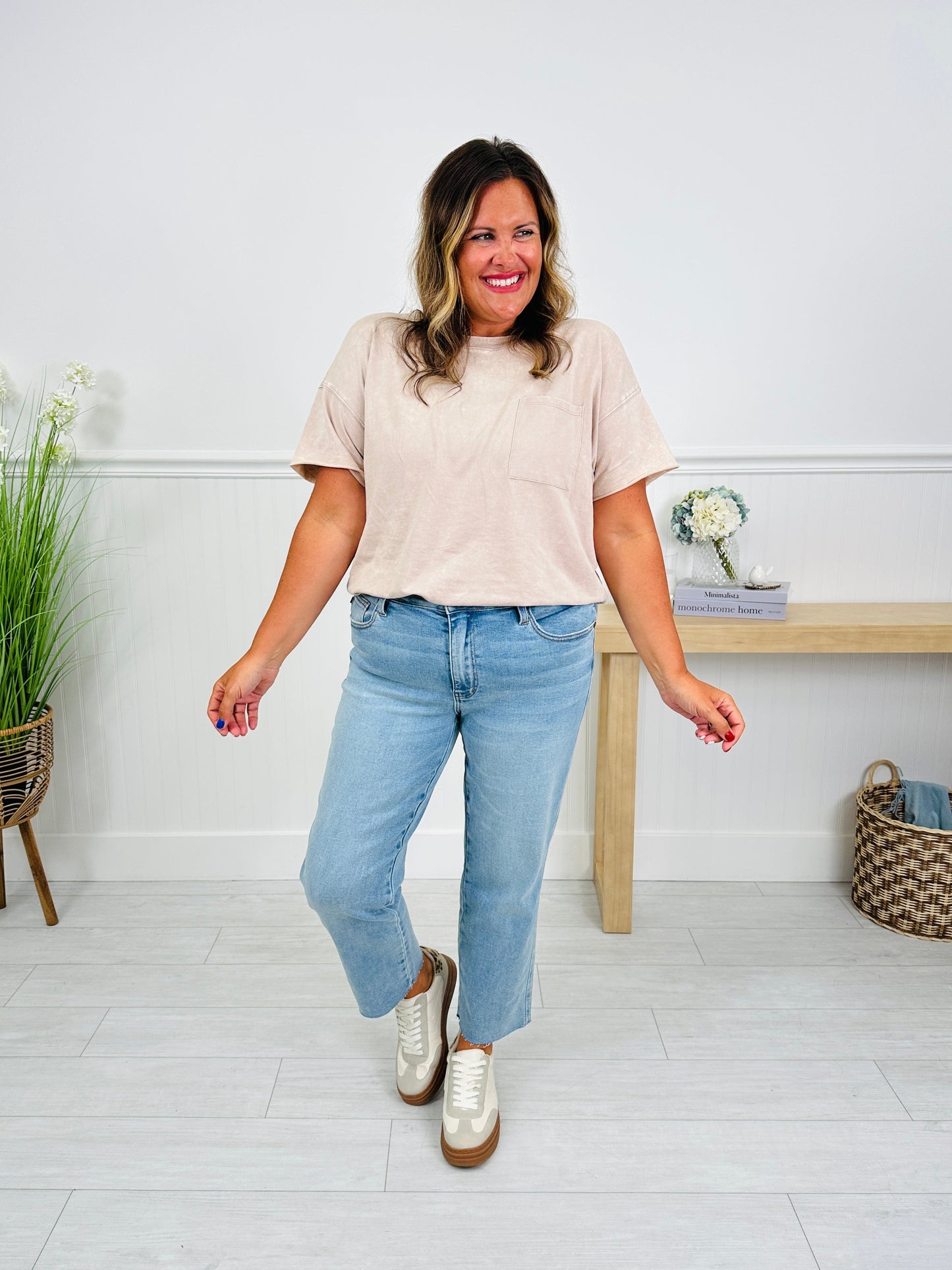 Judy Blue Feel Good Fit Ankle Straight Jeans