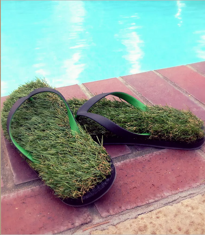 Grass Flip Flops - Black